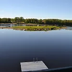Villa House Olkka By The River *